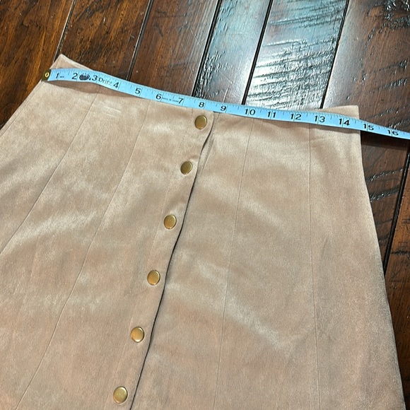 Altar’d State skirt - Picture 2 of 7